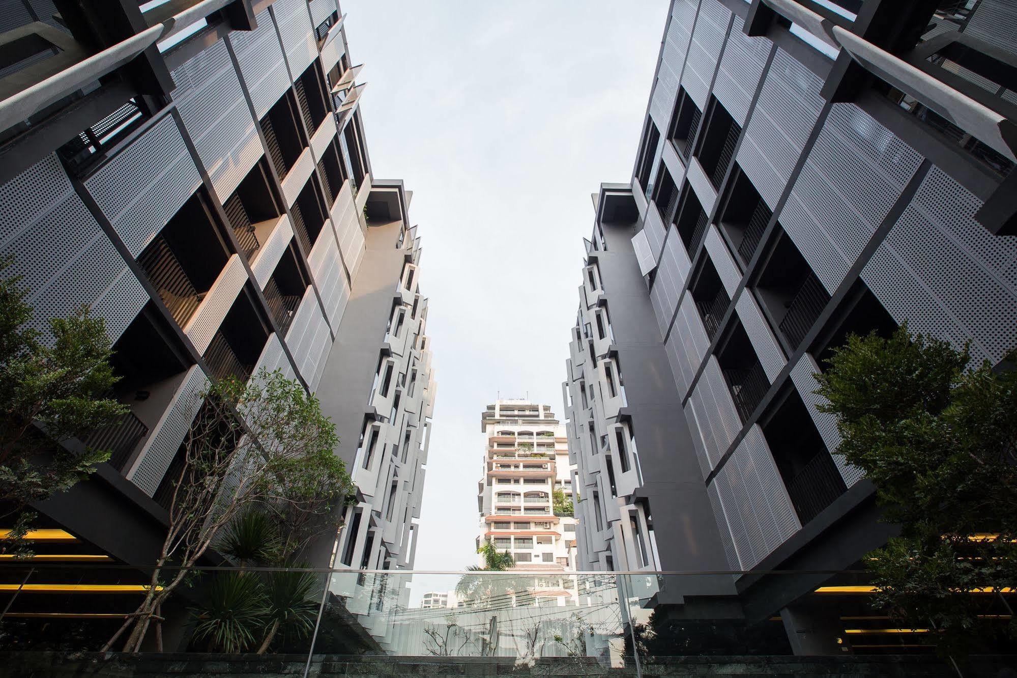 Siamese Gioia Aparthotel Bangkok Exterior photo